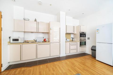 2 bedroom flat for sale, Bromyard Avenue, Acton