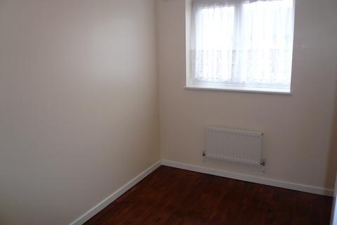 57 Avern Close, Tipton, DY4 7ND