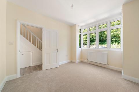 9 Aston Road, Claygate, Esher, KT10 0RR