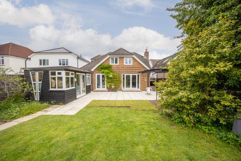 5 bedroom detached house for sale, Loddon Bridge Road, Reading RG5