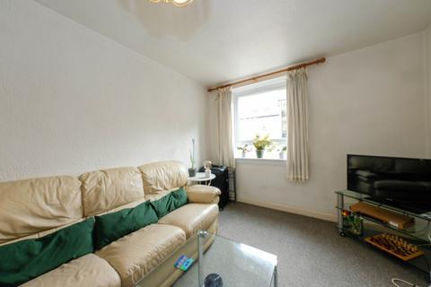 2 bedroom maisonette for sale, 230 Causewayside, Edinburgh, EH9 1UU