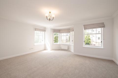 3 bedroom flat for sale, 25/3 Mid Steil, Glenlockhart, Edinburgh, EH10