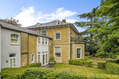 108 Uplands Road, Guildford, GU1 2RN