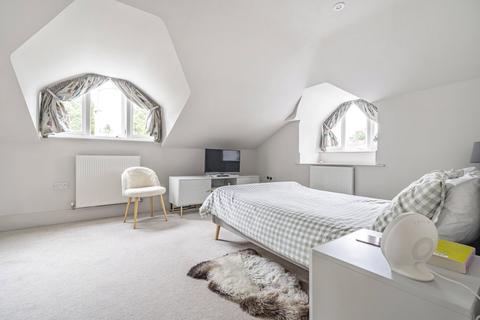 108 Uplands Road, Guildford, GU1 2RN