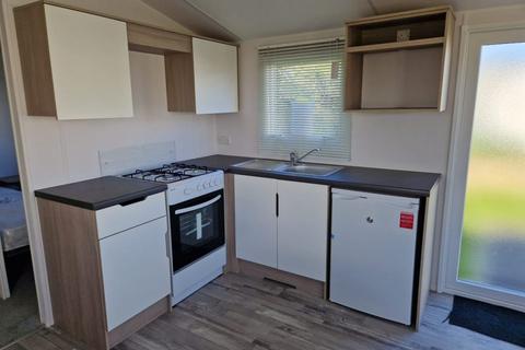 2 bedroom static caravan for sale, Golden Leas Holiday Park