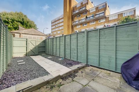 4 bedroom terraced house to rent, Laundry Road,  London, W6