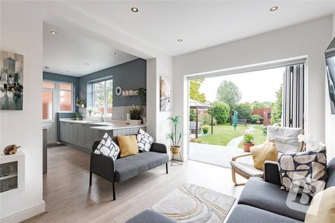 45 Kent Drive, Hornchurch, RM12 6TD