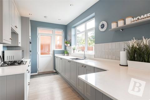 45 Kent Drive, Hornchurch, RM12 6TD
