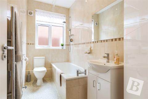 45 Kent Drive, Hornchurch, RM12 6TD
