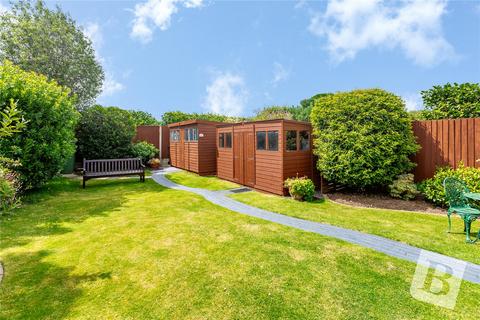 45 Kent Drive, Hornchurch, RM12 6TD