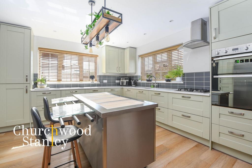 Kitchen / breakfast room