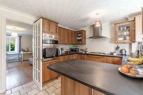 4 bedroom end of terrace house for sale, Caribou Way, Cambridge, CB1