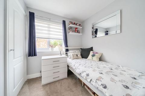 64 Heritage Park, Basingstoke, RG22 4XT
