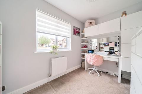 64 Heritage Park, Basingstoke, RG22 4XT