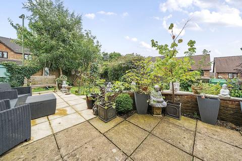 64 Heritage Park, Basingstoke, RG22 4XT