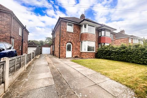 3 bedroom semi-detached house for sale, Devonshire Road , DN17