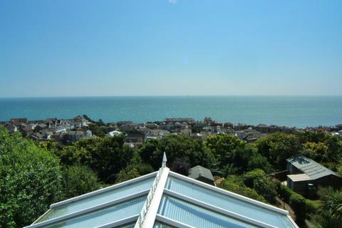 3 bedroom house for sale, Altofts Gardens, Ventnor PO38