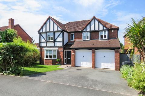 5 bedroom detached house for sale, Royal Worcester Crescent, Bromsgrove. B60 2TN