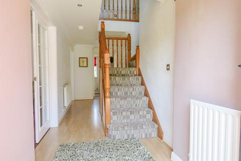 5 bedroom detached house for sale, Royal Worcester Crescent, Bromsgrove. B60 2TN