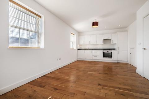 1 bedroom flat for sale, Chapel Street, Petersfield, GU32