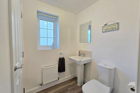 45 Carpenter Way, Tavistock, PL19 0FL