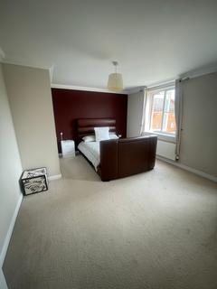 2 bedroom flat to rent, Sherman Gardens, Essex RM6