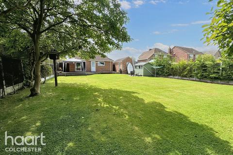 3 bedroom bungalow for sale, Rowhedge Road, Colchester