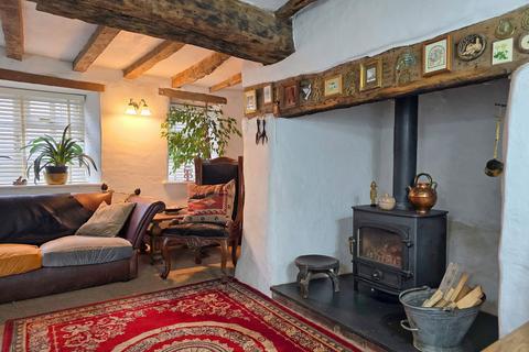 3 bedroom cottage for sale, South Street, Okehampton EX20