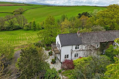 3 bedroom semi-detached house for sale, North Tawton EX20