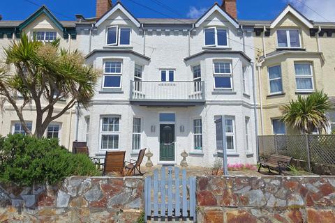 6 bedroom terraced house for sale, 31 Downs View, Bude EX23