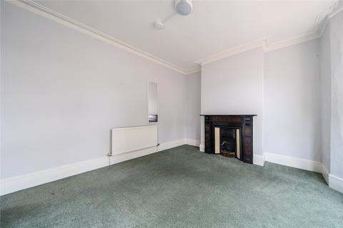 41 Gloucester Road, Cheltenham, GL51 8NE