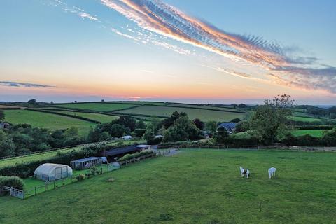 3 bedroom equestrian property for sale, Okehampton EX20