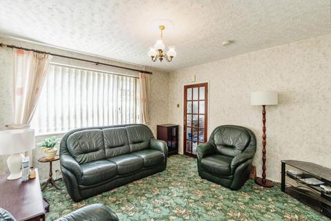 9 Dales Grove, Worsley, Manchester, M28 7JW