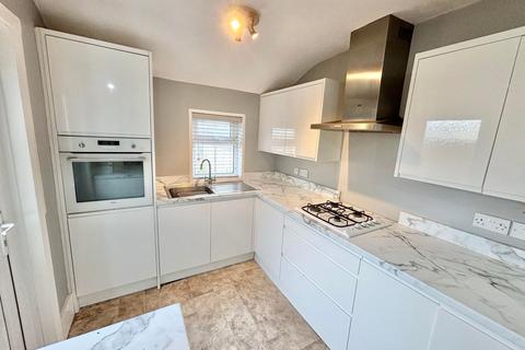 6 Carr Road, Thornton-cleveleys, FY5 3AG