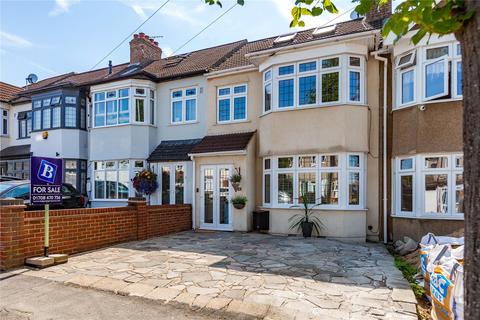 4 bedroom terraced house for sale, Cecil Avenue, Hornchurch, RM11