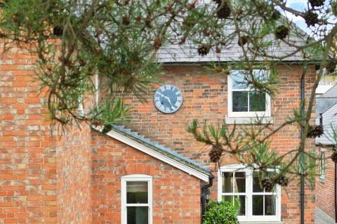 2 Auster Crescent, Rearsby, Leicester, LE7 4UE