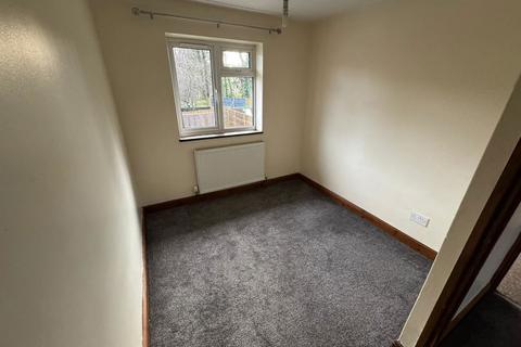 3 bedroom terraced house to rent, Telford Avenue, Stevenage SG2