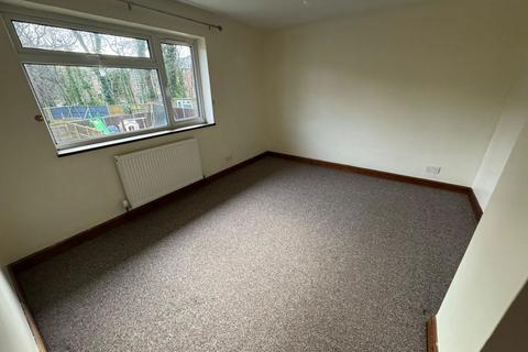 3 bedroom terraced house to rent, Telford Avenue, Stevenage SG2