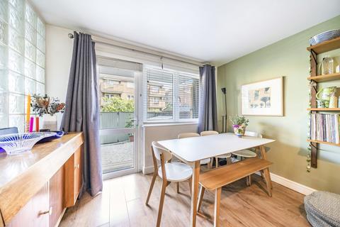 2 bedroom apartment for sale, Clifton Way, London