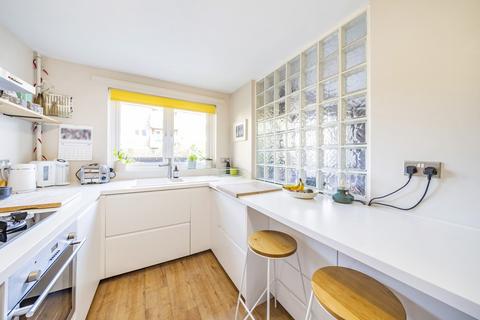 60 Clifton Way, London, SE15 2LG