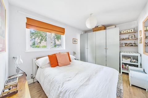 60 Clifton Way, London, SE15 2LG