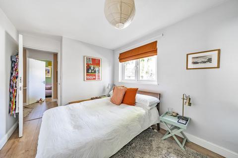60 Clifton Way, London, SE15 2LG