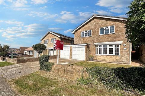 4 bedroom detached house for sale, Bevendean Avenue, Saltdean, BN2 8LR