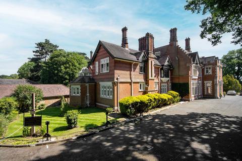 3 bedroom apartment for sale, Chorleywood House Drive, Chorleywood, WD3