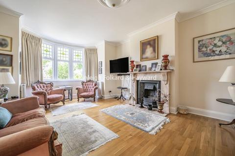 4 bedroom semi-detached house for sale, The Mall, Southgate