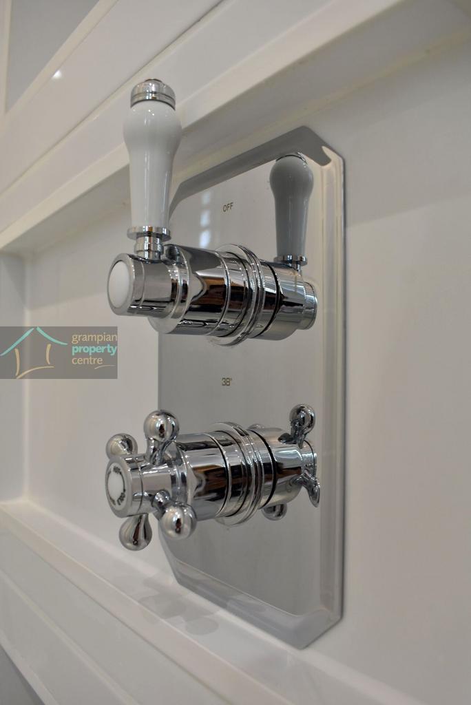 En-suite 4