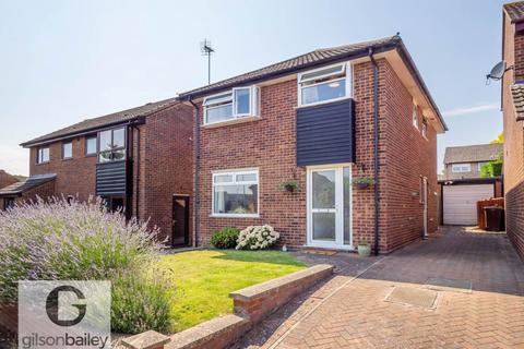 4 bedroom detached house for sale, Medeswell Close, Norwich NR13