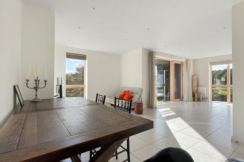 108 Hobson Avenue, Trumpington, Cambridge, CB2 9BE