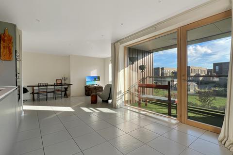 108 Hobson Avenue, Trumpington, Cambridge, CB2 9BE