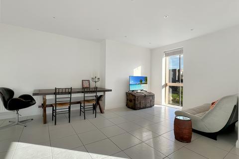 108 Hobson Avenue, Trumpington, Cambridge, CB2 9BE